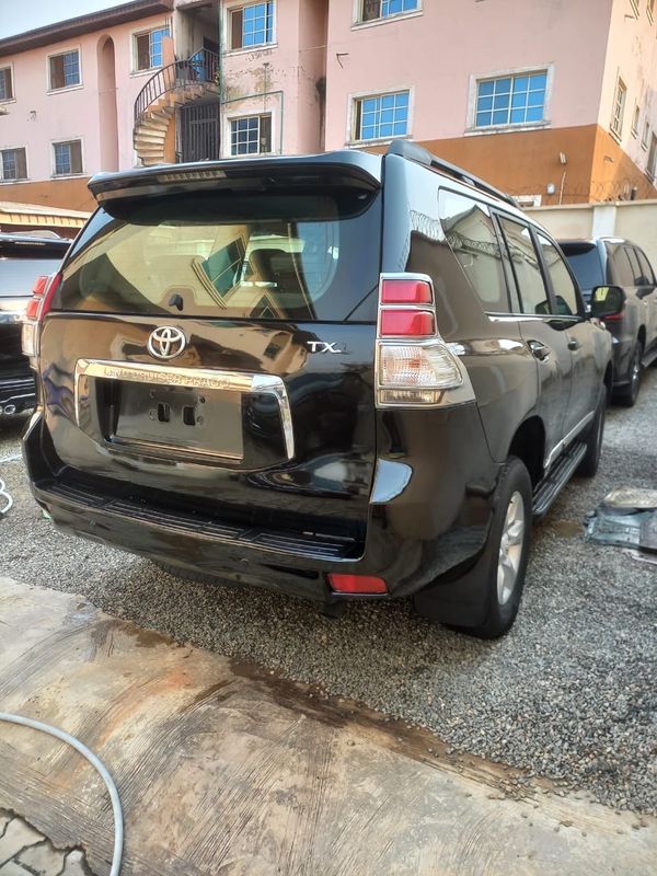 Thumbnail 10 of 2012 Toyota Land Cruiser Prado TX-L